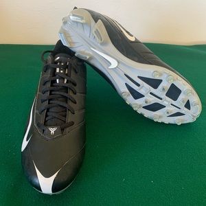 Mens 11 Nike Football Cleats